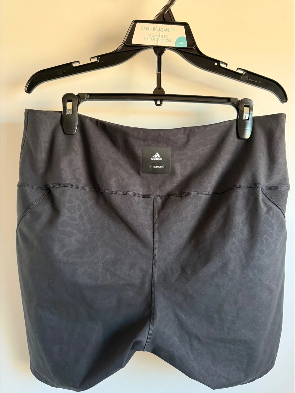 Adidas 11 Honoré Women’s High-Rise Biker Shorts Black Gold Size 2X